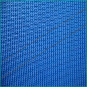 Luoi Nhua Ep Hinh Vuong Nho